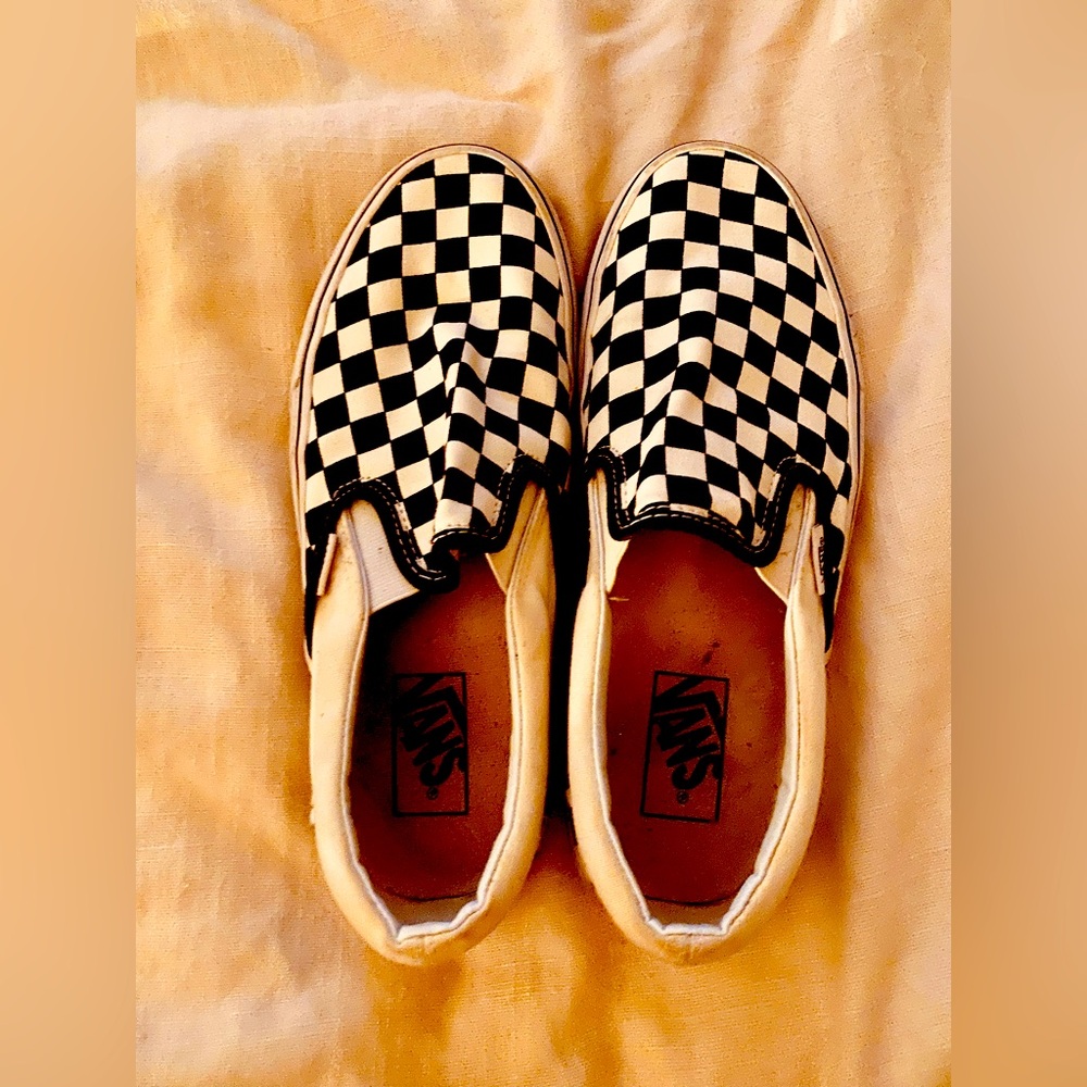 💖 CLASSIC SLIP ON BLACK AND WHITE CHECKERED VANS💖